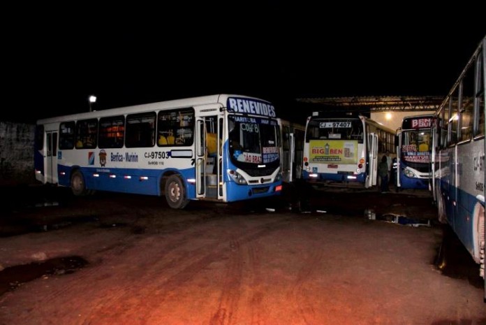 Semob retira mais três empresas de circulação em Belém