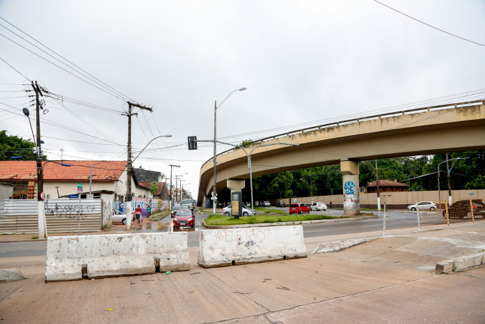 Mudança de sentido Dr. Freitas
